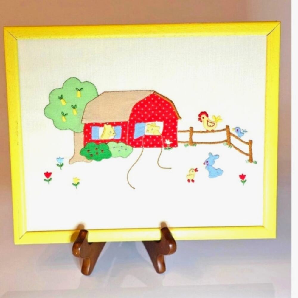 Vintage 90s sweet framed farm scene barn bunny chicken rooster applique